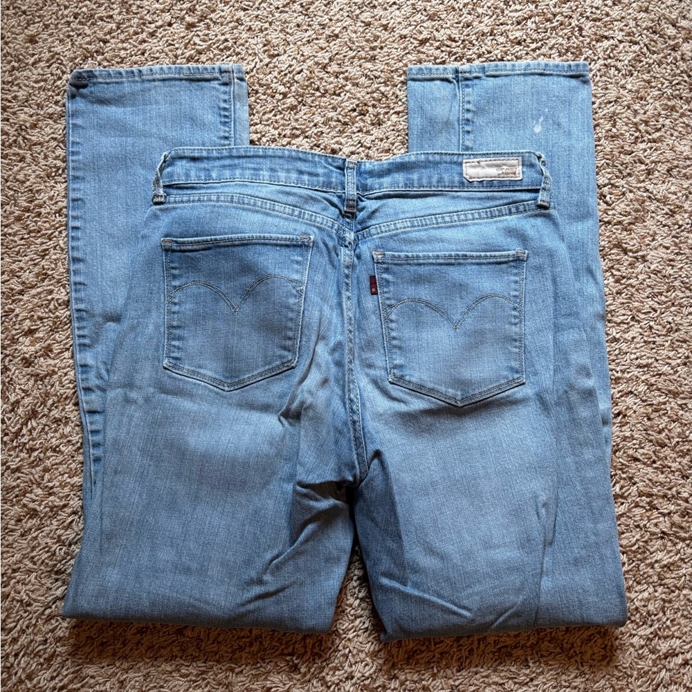 Used Levi’s - Picture 2 of 5
